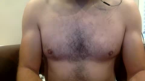 Snapshot of applesauce1584 chatting on 02-14-25, 08:15 Display Name online show from 02-14-25, 08:15