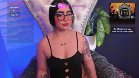 apprilfoxx online show from 10-19-25, 04:07