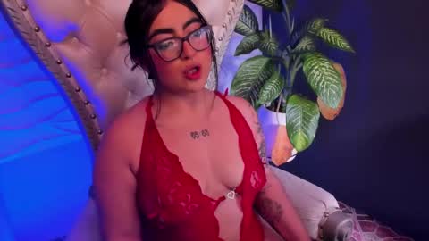 apprilfoxx online show from 10-29-25, 03:14