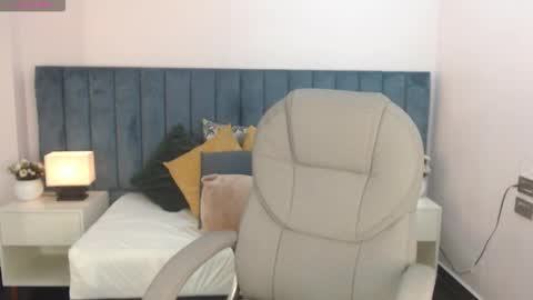 April Bunny online show from 11-18-25, 08:57