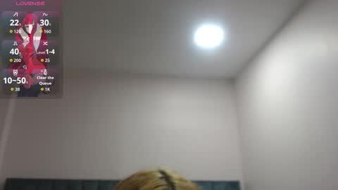 Snapshot of april__bunny chatting on 01-05-26, 07:39 April Bunny online show from 01-05-26, 07:39