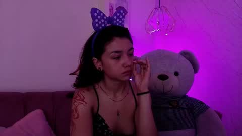   online show from 10-09-25, 12:03