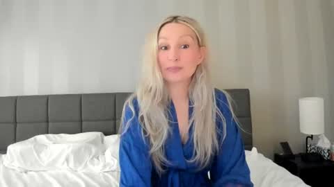 Audrey Im usually online every single day except sundays from  and 20 pm uk time online show from 06-09-26, 08:31