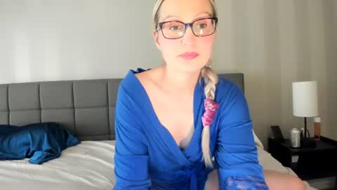 Audrey Im usually online every single day except sundays from  and 20 pm uk time online show from 07-07-26, 08:24