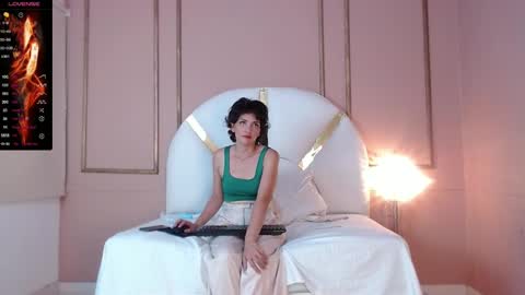 Snapshot of aprilbonnie chatting on 03-09-25, 02:29 3pm to 930 pm colombia online show from 03-09-25, 02:29