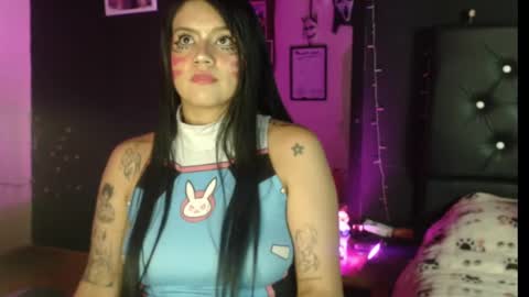 Snapshot of aprildol chatting on 02-11-25, 03:18 lucy online show from 02-11-25, 03:18