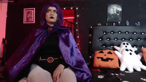 Snapshot of aprildol chatting on 10-24-25, 04:42 lucy online show from 10-24-25, 04:42