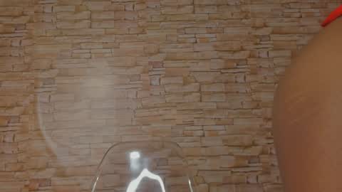 Snapshot of aprillebony chatting on 01-14-25, 05:01 APRIL online show from 01-14-25, 05:01