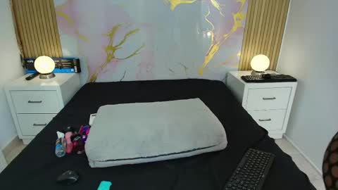 aprillross online show from 03-19-26, 12:31