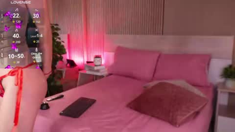 aprilqueenie online show from 04-08-26, 07:47