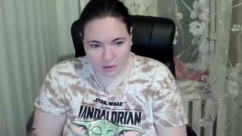 Snapshot of aprilrodriguez chatting on 10-06-25, 01:14 April online show from 10-06-25, 01:14