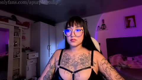      online show from 05-06-26, 01:47