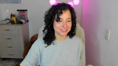 aqua emilly online show from 11-27-25, 11:51