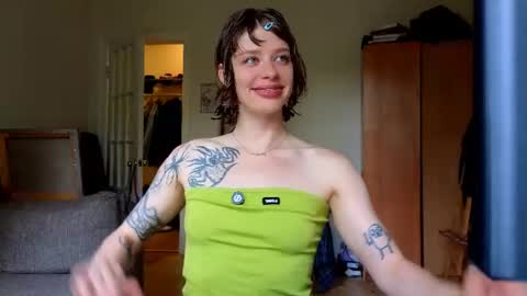 aqua_sultry online show from 07-22-26, 11:24