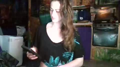 Snapshot of aquafoxxy chatting on 03-02-25, 01:58 aquafoxxy online show from 03-02-25, 01:58