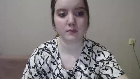 Snapshot of aquanarmin chatting on 12-16-24, 12:26 Josefin online show from 12-16-24, 12:26