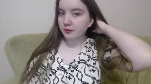 Snapshot of aquanarmin chatting on 11-07-25, 02:11 Josefin online show from 11-07-25, 02:11