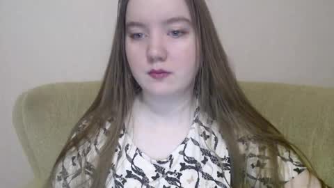 Snapshot of aquanarmin chatting on 11-08-25, 02:12 Josefin online show from 11-08-25, 02:12