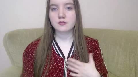 Snapshot of aquanarmin chatting on 11-09-25, 03:27 Josefin online show from 11-09-25, 03:27