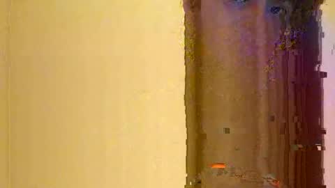 Snapshot of aquarius4220 chatting on 05-29-26, 04:10 Aquarius420 online show from 05-29-26, 04:10