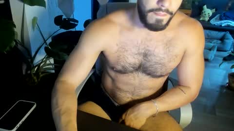 Snapshot of aquiles0224 chatting on 05-12-26, 01:14 T. online show from 05-12-26, 01:14