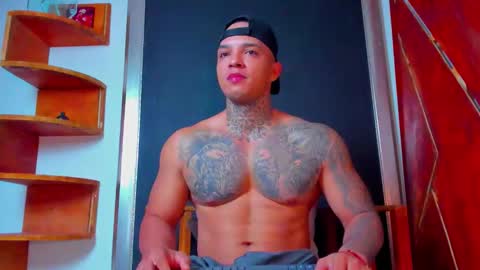 Snapshot of aquiles_elpapi chatting on 03-04-26, 11:16 AquilesElpapi online show from 03-04-26, 11:16
