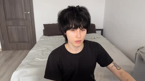 zik and kris online show from 04-07-26, 01:44