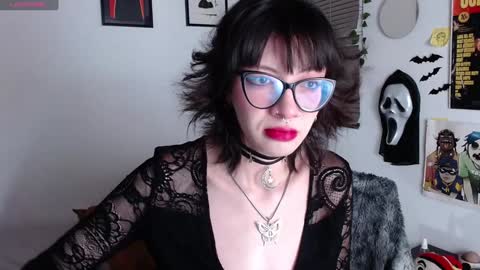 Arabella online show from 02-06-25, 02:11