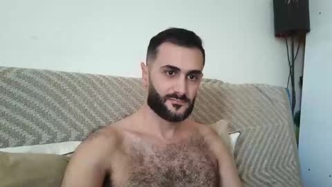 hairycub online show from 12-20-24, 08:17