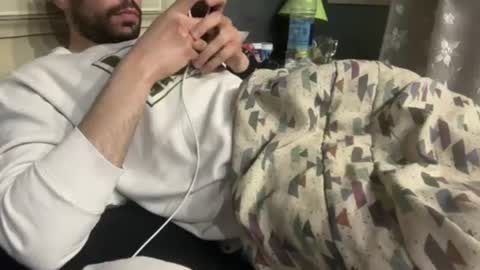 Snapshot of arabman991 chatting on 01-25-25, 04:13 Egyptian Man online show from 01-25-25, 04:13