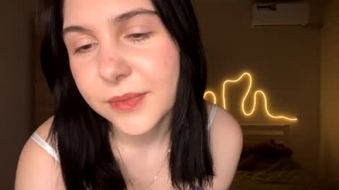 Emi online show from 03-21-26, 04:54