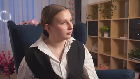 Snapshot of aracelieovaldi chatting on 12-05-25, 04:10 Valentina online show from 12-05-25, 04:10