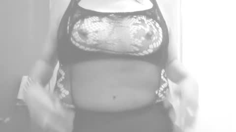 Snapshot of arayaofjuices chatting on 04-10-26, 10:53 arayaofjuices online show from 04-10-26, 10:53