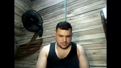 Snapshot of arcanguel_05 chatting on 04-12-26, 05:01 arcanguel 05 online show from 04-12-26, 05:01