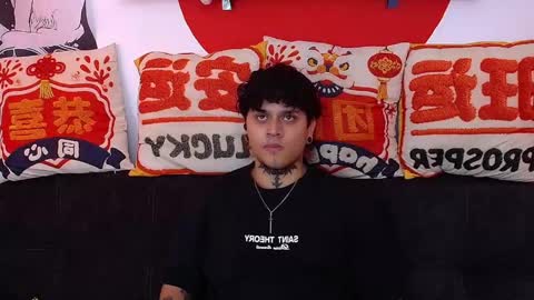 Snapshot of arcano__rh chatting on 04-28-26, 02:27 Loki online show from 04-28-26, 02:27
