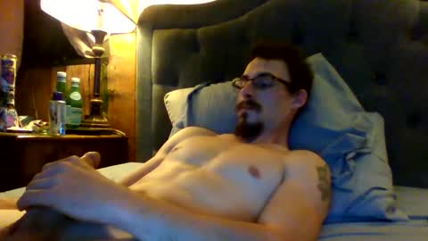 Snapshot of archerbenz chatting on 11-06-25, 06:25 archerbenz online show from 11-06-25, 06:25