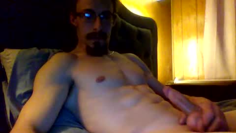 Snapshot of archerbenz chatting on 11-16-25, 06:52 archerbenz online show from 11-16-25, 06:52