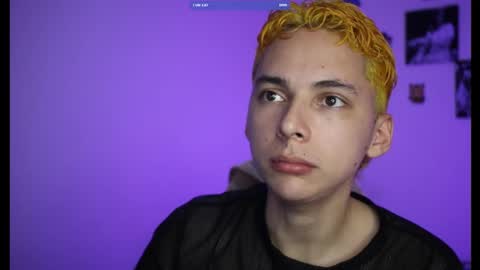 ARCHIBALDO online show from 09-15-25, 02:33