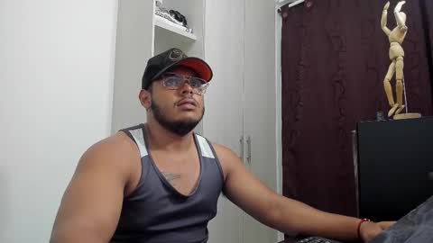 Mr arcila online show from 01-12-26, 01:22