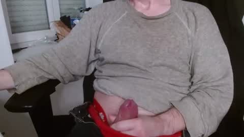 Snapshot of arekusan6 chatting on 03-11-25, 07:03 Arek online show from 03-11-25, 07:03