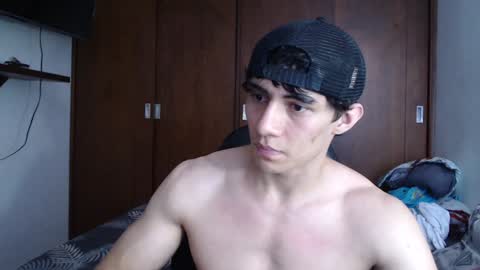 Snapshot of ares_aestheticgod chatting on 12-11-24, 09:01 Ares D online show from 12-11-24, 09:01