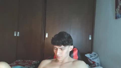 Snapshot of ares_aestheticgod chatting on 10-22-25, 03:18 Ares D online show from 10-22-25, 03:18