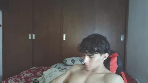 Snapshot of ares_aestheticgod chatting on 11-09-25, 03:27 Ares D online show from 11-09-25, 03:27