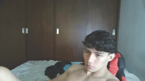 Snapshot of ares_aestheticgod chatting on 11-30-25, 01:20 Ares D online show from 11-30-25, 01:20