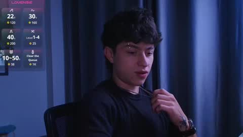 Snapshot of ares_dickson1 chatting on 10-19-25, 05:19 Ares online show from 10-19-25, 05:19