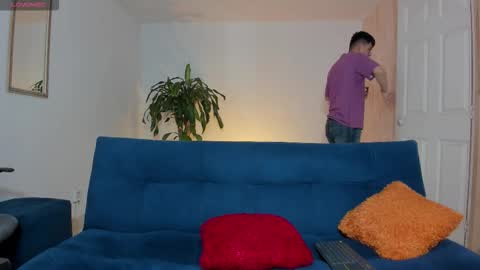 Snapshot of ares_johnsonn chatting on 10-06-25, 12:02 Ares online show from 10-06-25, 12:02