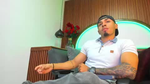 Snapshot of ares_stone chatting on 11-20-25, 10:04 Ares Stone online show from 11-20-25, 10:04