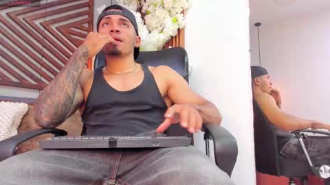 Snapshot of ares_stone chatting on 11-29-25, 11:35 Ares Stone online show from 11-29-25, 11:35