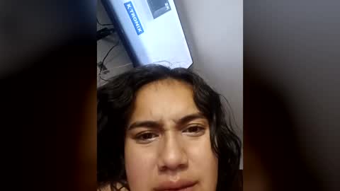 aresandafroditahh online show from 06-24-26, 04:44