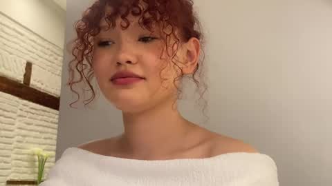 Aresha  online show from 04-15-26, 04:25